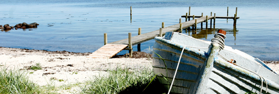 Robåd på stranden