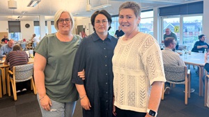  Fra venstre Hanne Hedegaard, Anette Nystrup og Marie-Anna Nielsen deltog i dialogmødet med politikerne i Thisted Kommune, hvor FOA-medlemmer satte ord på hverdagen bag budgetterne.