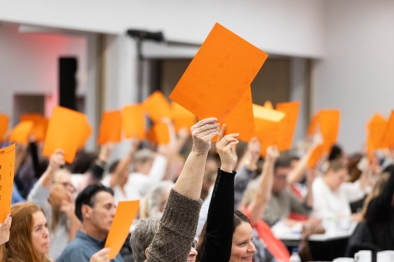 Afstemning på FOA SOSUs generalforsamling 2024