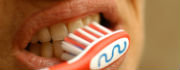 Tandbørste børster tænder
